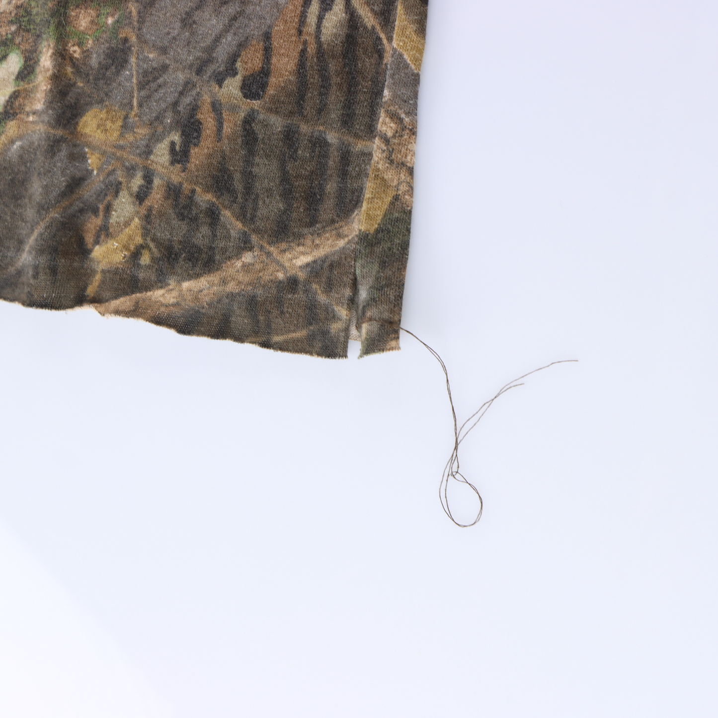 MOSSY OAK Shadow Branch Outdoors Camouflage Hunting Tee (L)