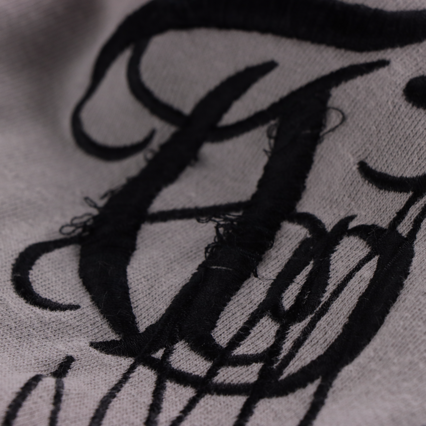 ED HARDY Y2K 'Tattoo' Embroidered Skull Grunge Grey Sweatshirt (XXL)