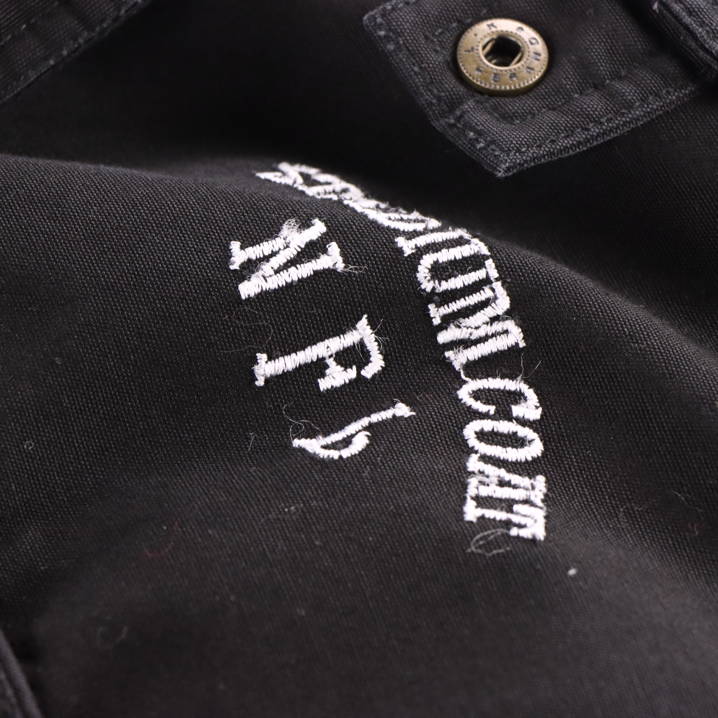 LAS VEGAS RAIDERS NFL Embroidered Black Football Jacket (L-XL)