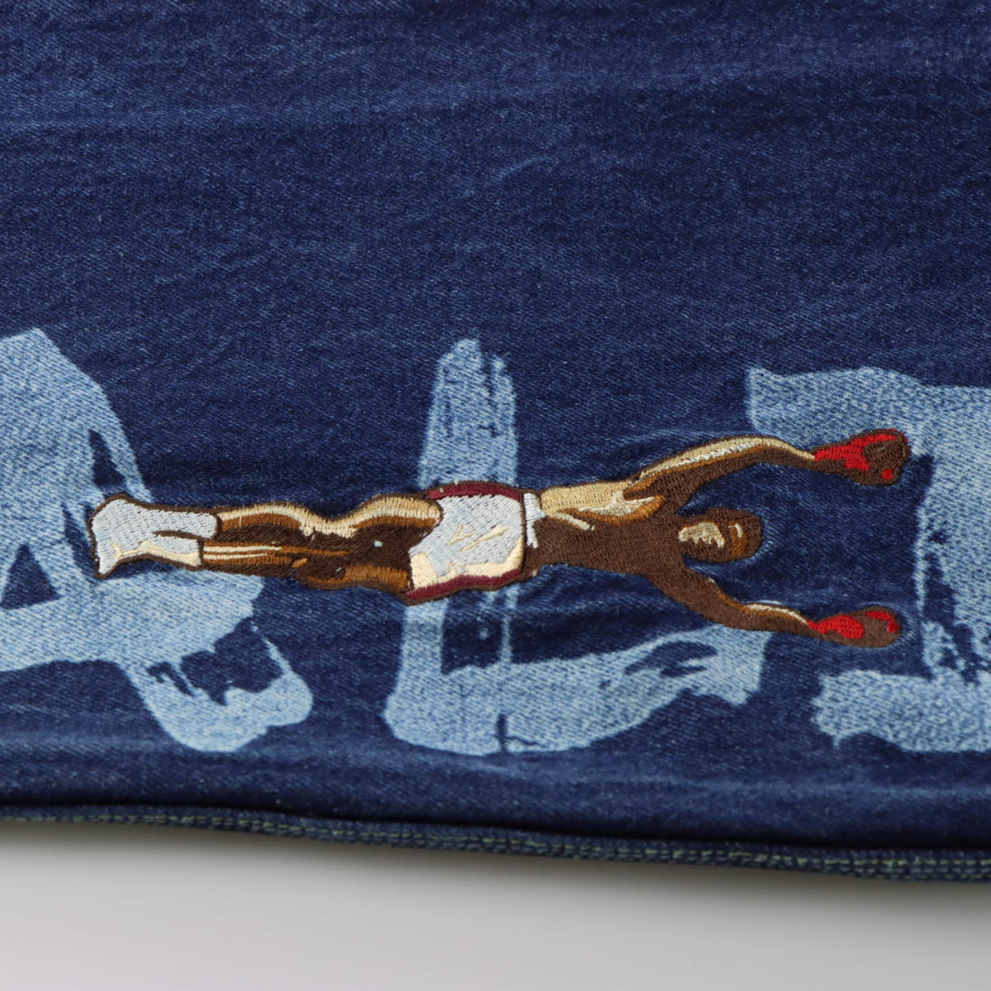 PLATINUM FUBU X MUHAMMAD ALI Embroidered Boxing Dark Wash Jeans (40)