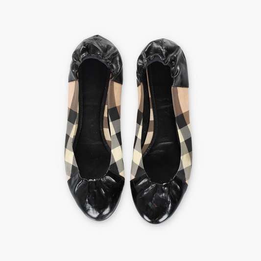 BURBERRY Patent Leather Ballet Flats (8.5)