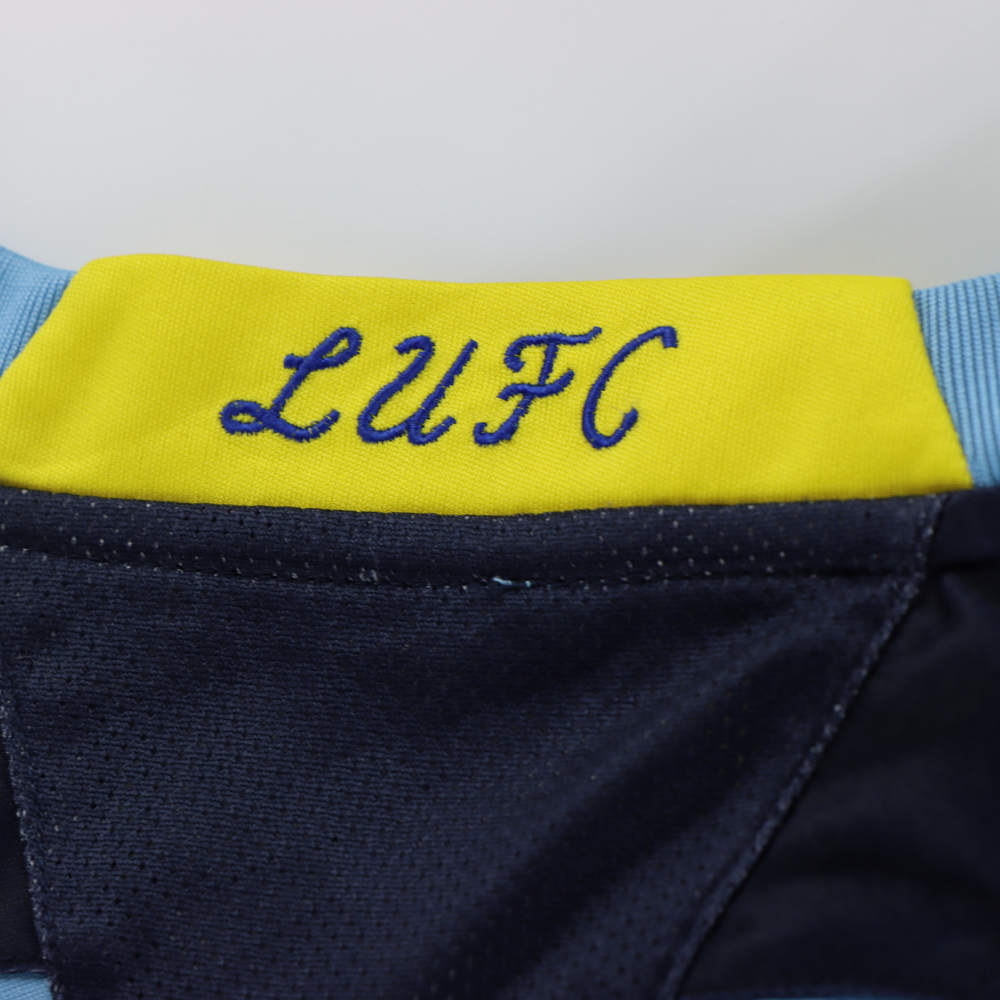 MACRON Leeds United 2008/2009 Embroidered Blue Soccer Jersey (XL-XXL)