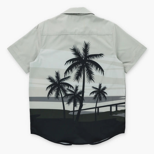 NFL TEAM APPAREL Las Vegas Raiders Button Up All Over Print Hawaiian Shirt (M)