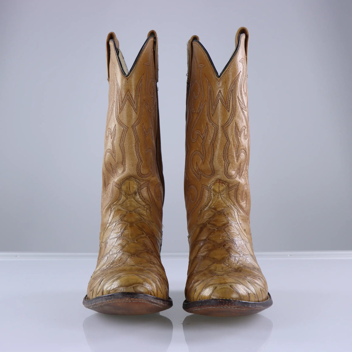 Vintage DAN POST Exotic Anteater Pangolin Leather Cowboy Boots (9) Vintage Sole Melbourne
