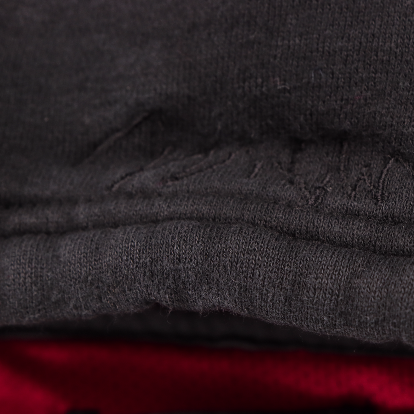 1969 COOGI Y2K Black & Red Gold Detailed Hoodie Sweatshirt (XXL)