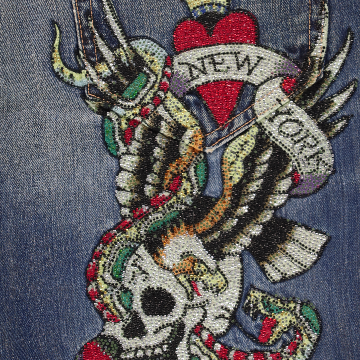 ED HARDY Y2K Embellished Embroidered Heart Paint Spell Out Blue Jeans (36)
