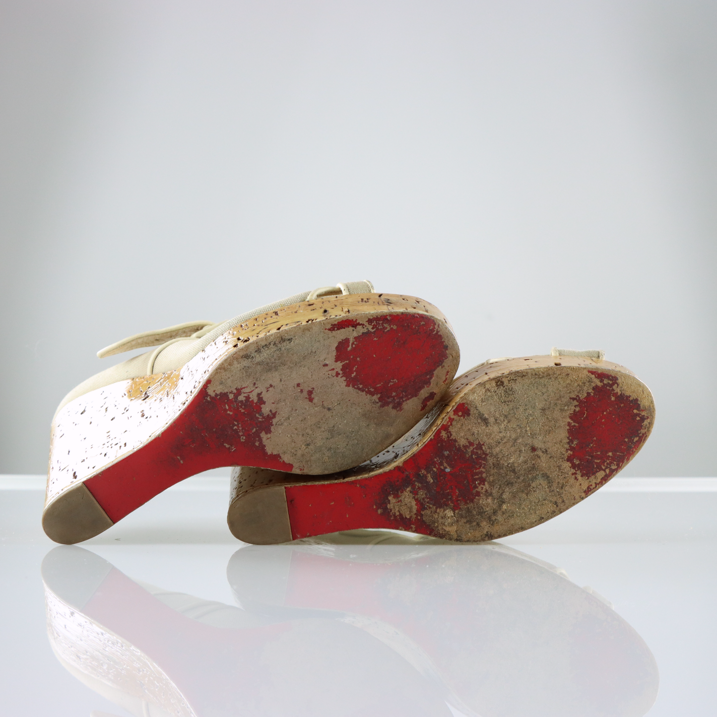 CHRISTIAN LOUBOUTIN Ecru Canvas Melides Peep Toe Wedge Sandals (41)