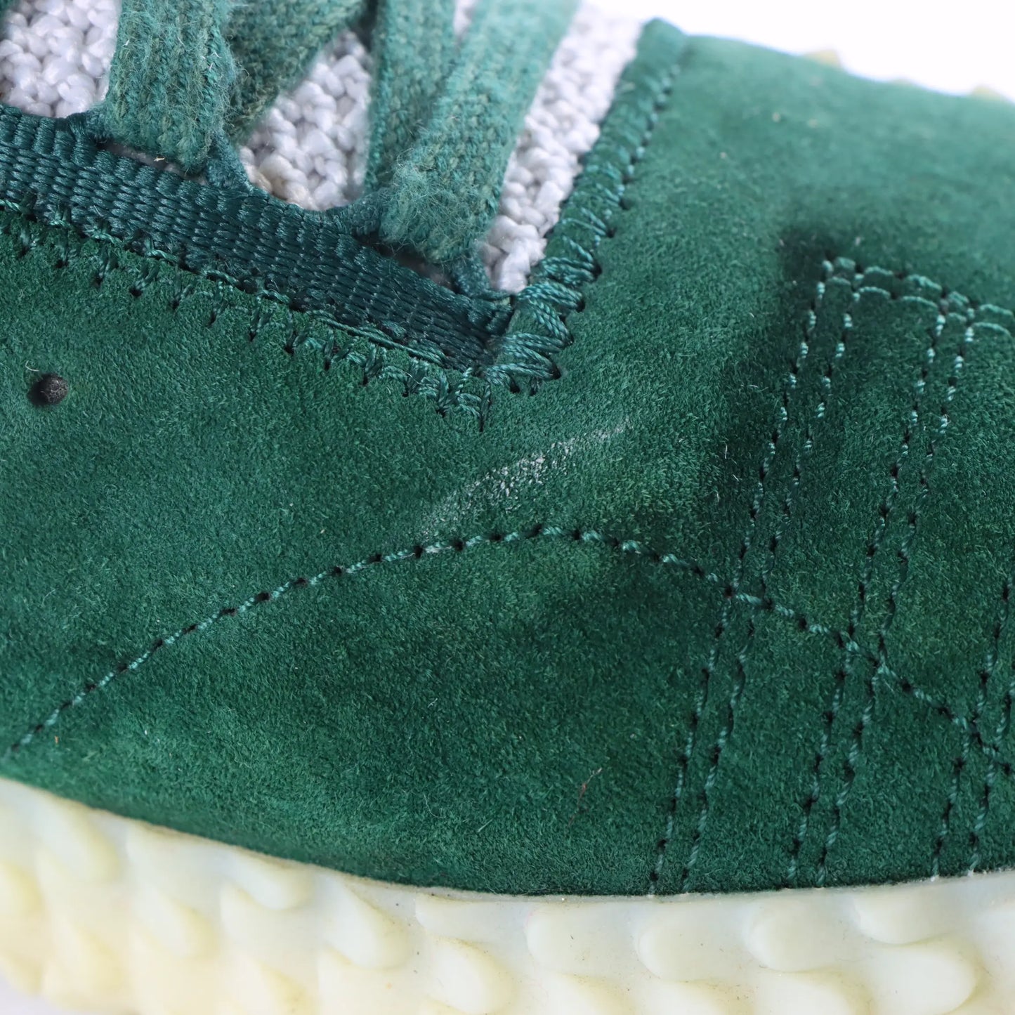 ADIDAS Kamanda Gum Sole Forest Green Suede Sneakers (9) Vintage Sole Melbourne