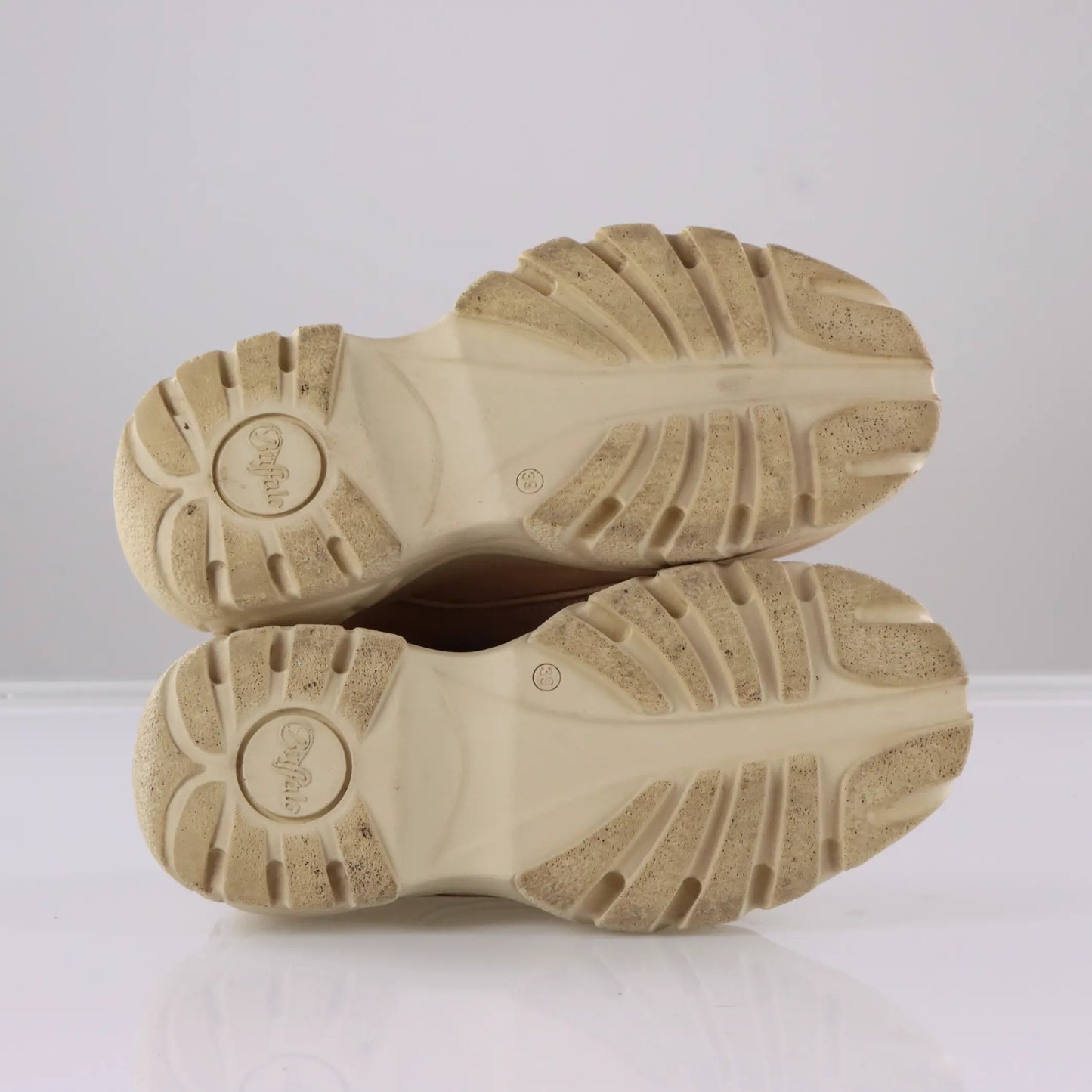 BUFFALO LONDON 1339 Brown Cream Nubuck Leather Platform Sneakers (39) Vintage Sole Melbourne