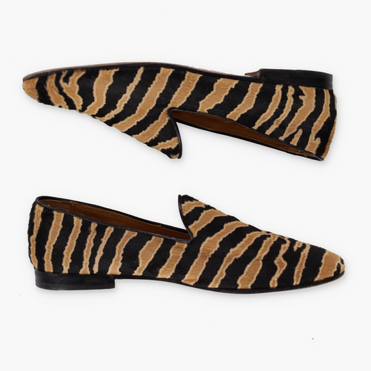 GUCCI Zebra Print Pony Hair Italy Made Loafers (38)