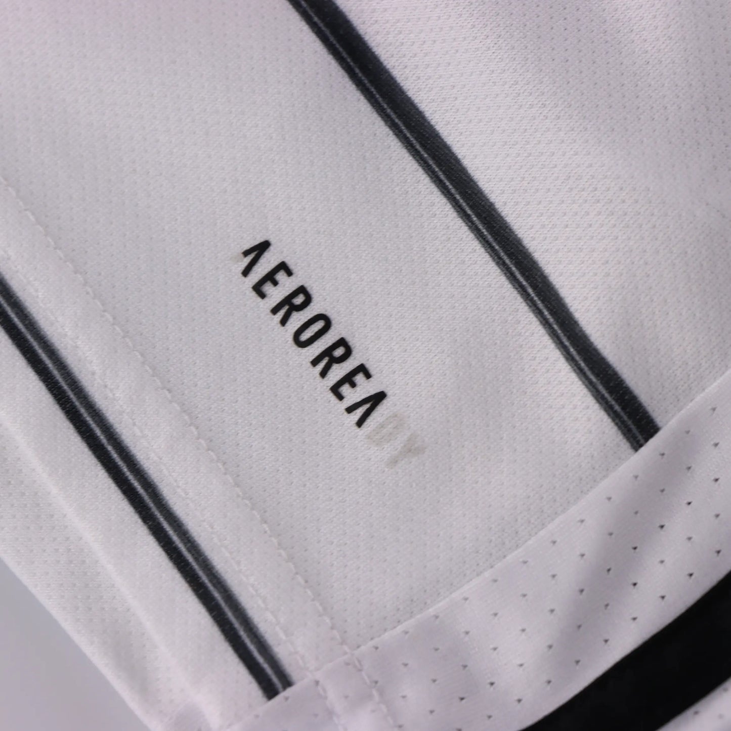 ADIDAS Germany 2020-2022 Black & White Home Soccer Jersey (L) Vintage Sole Melbourne