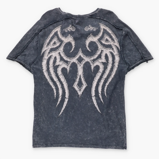 AFFLICTION Vintage Y2K "Live Fast" Winged Skull Cross V-Slit Neck Tee (M)