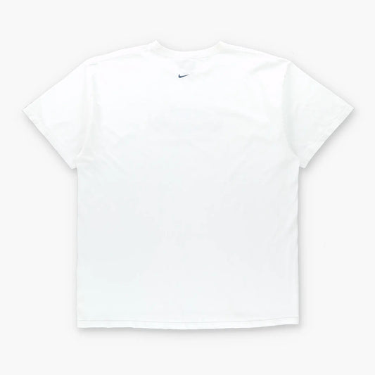 Vintage NIKE Big Centre Swoosh Logo Graphic White T-Shirt (XXL)