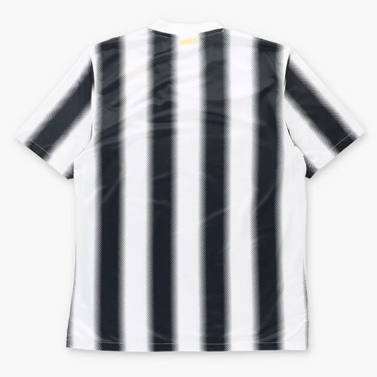 NIKE Juventus 2011/2012 Signed Home Jersey (L)
