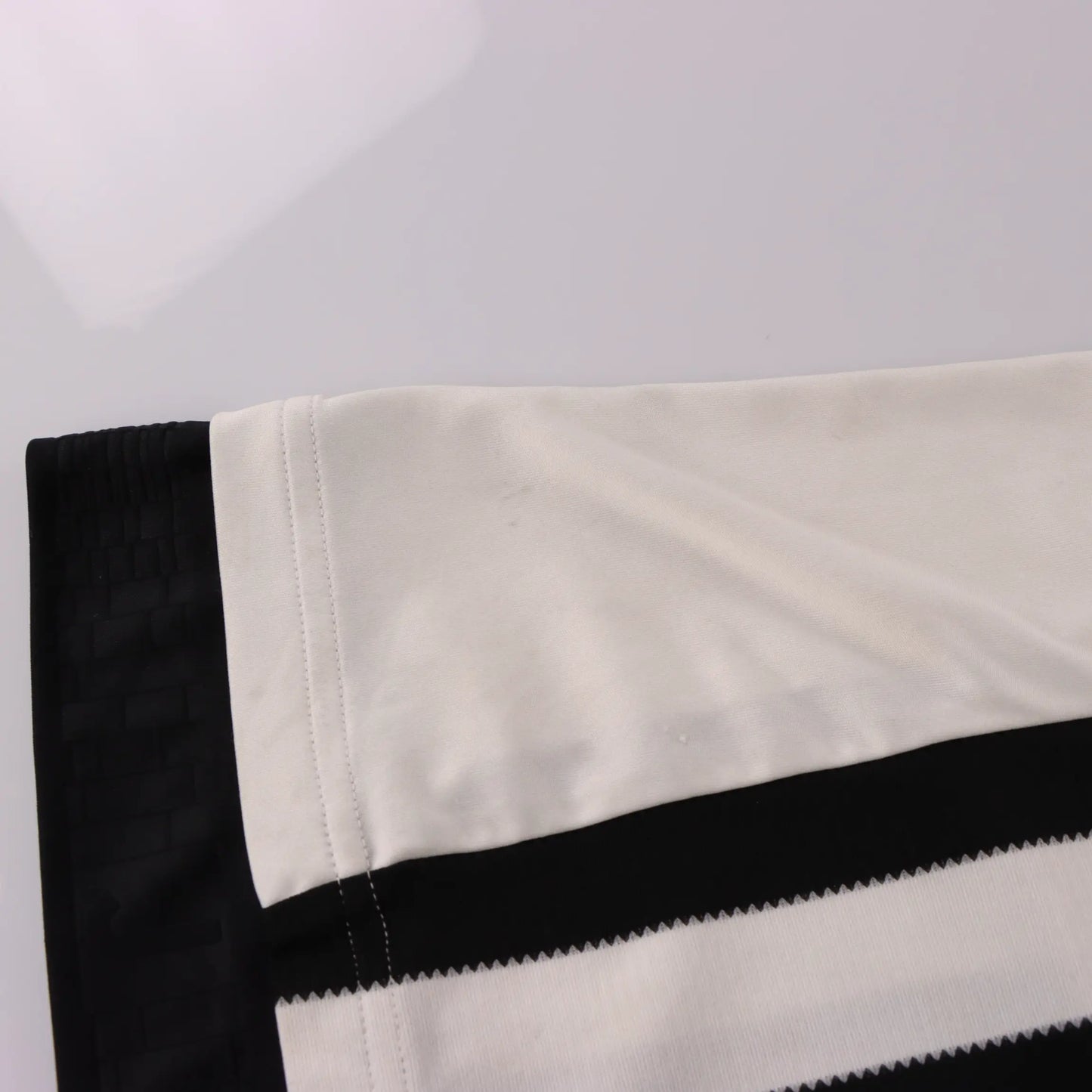 ADIDAS Juventus 2015/2016 Pogba #10 Home Soccer Jersey Tee (S-M) Vintage Sole Melbourne