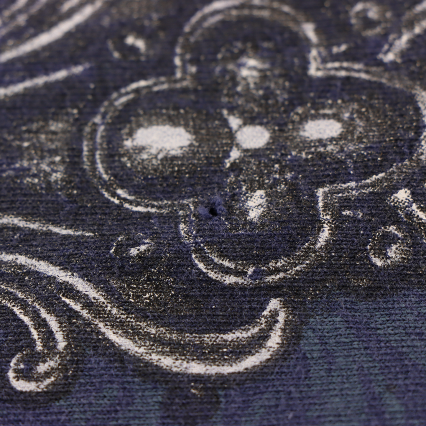 Y2K Cross Wing Goth Graphic Navy Tee (L)