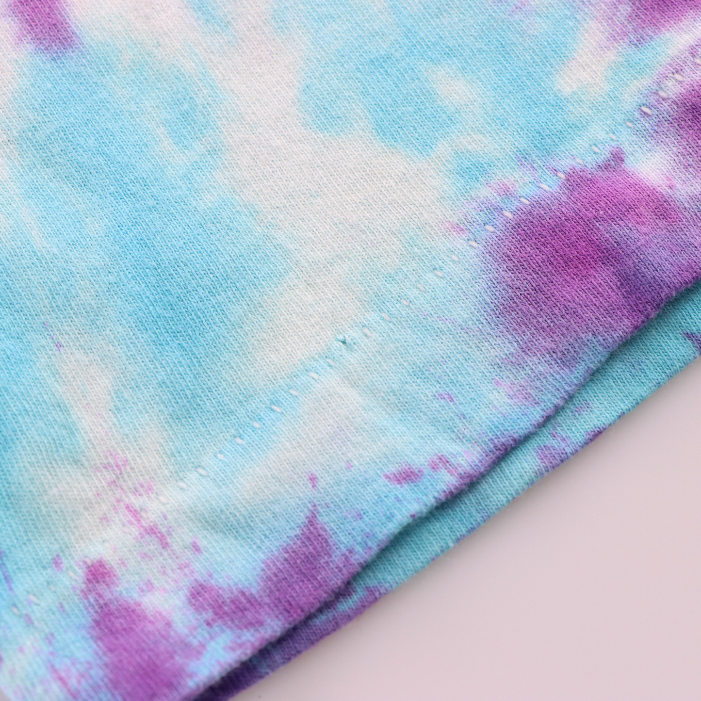 Hair The Musical Tour 1994 Single Stitch USA Made FRUIT OF THE LOOM Purple & Blue Tie Dye Tee (XL)