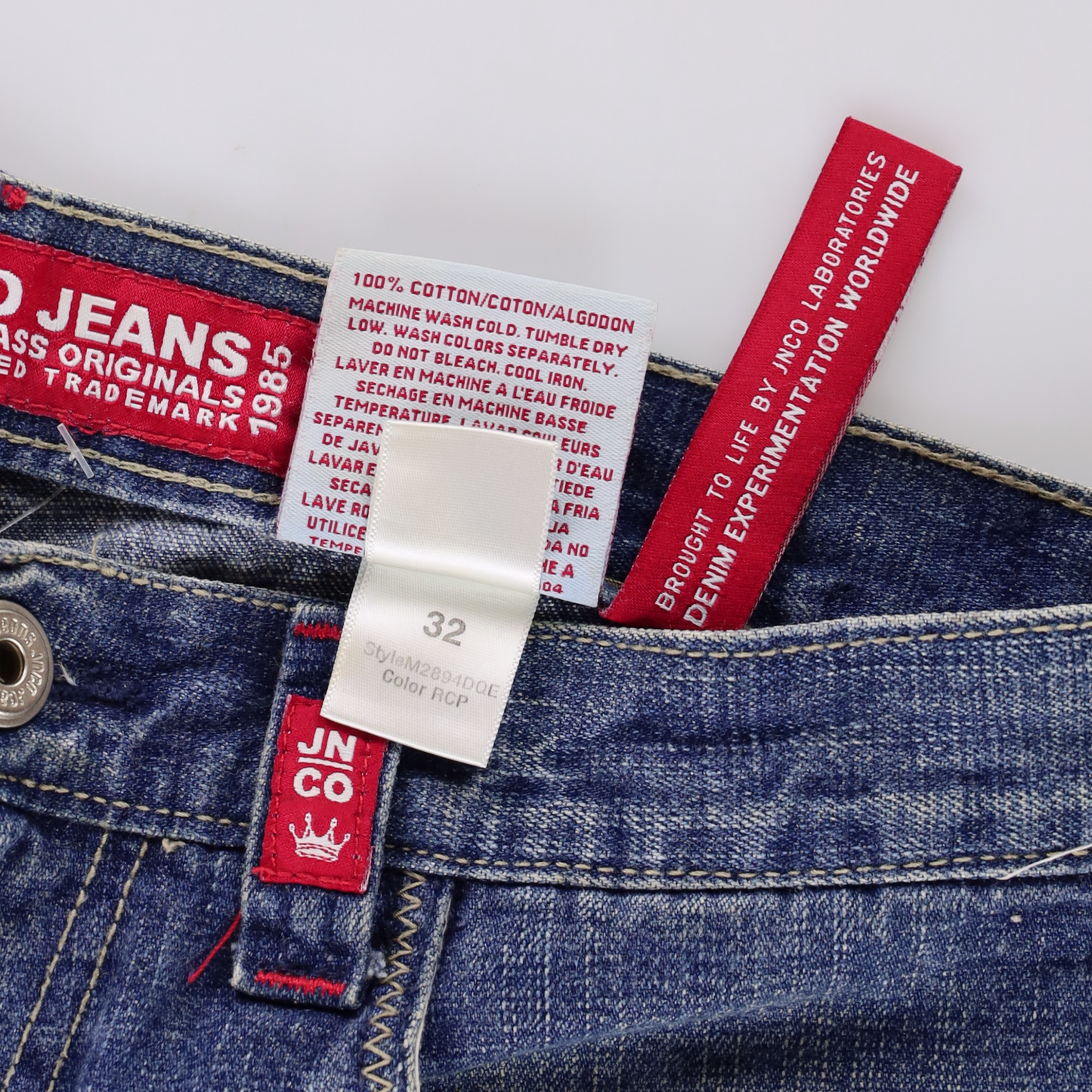 JNCO Spiked Skull Y2K Jorts Denim Shorts (32)