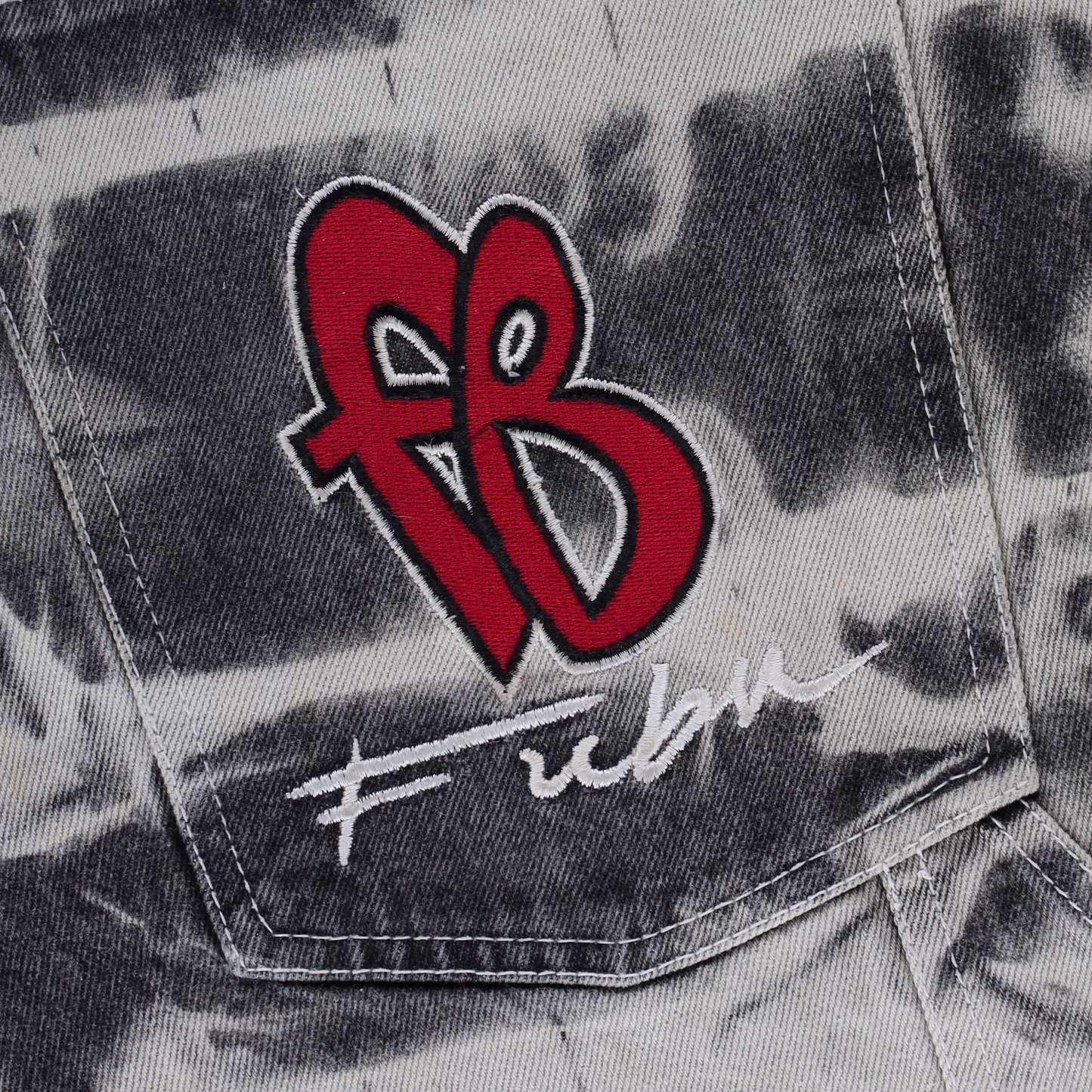 FUBU Embroidered Logo Acid Wash Red & Grey Denim Jeans (34)