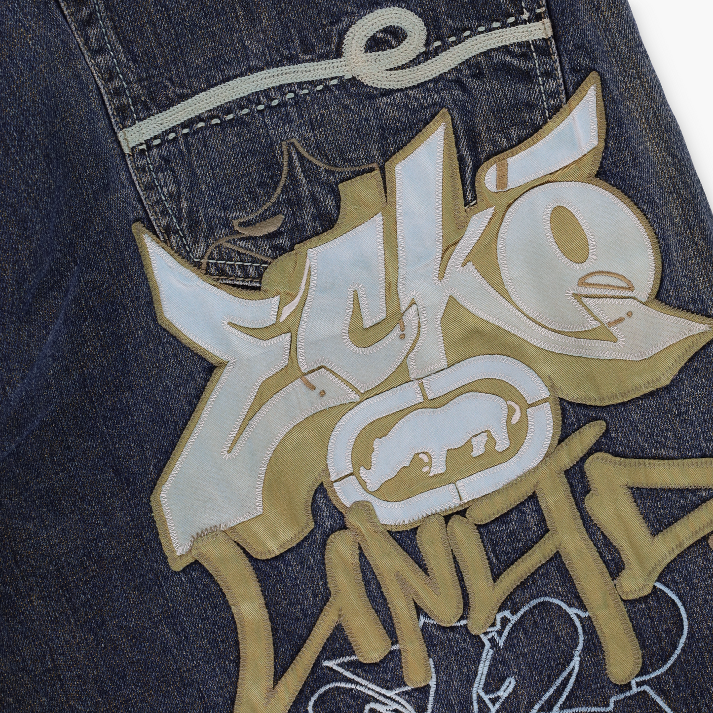 ECKO UNLTD 'Baggy Fit' Green & Blue Embroidered Logo Faded Blue Jeans (40)