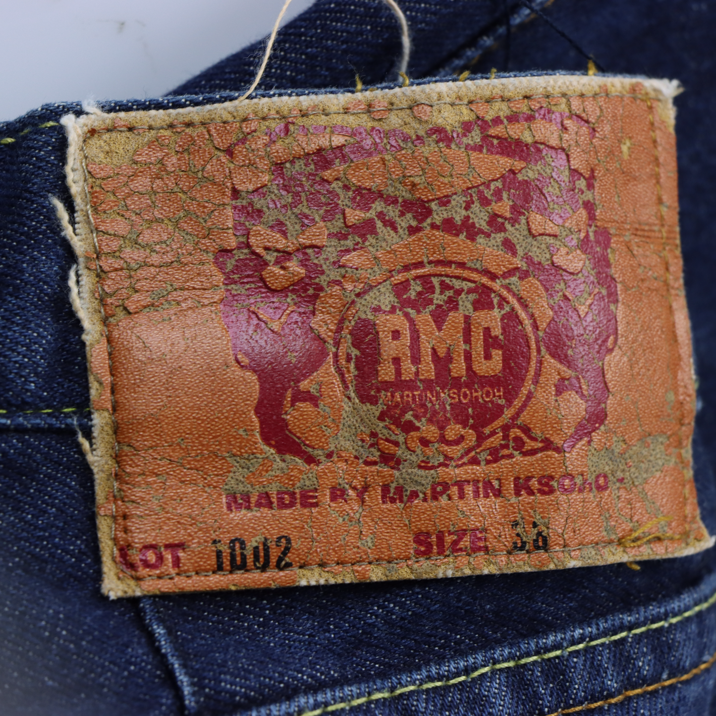 RED MONKEY Y2K 'Let It Be' Embroidered Bee Pockets Jeans (38)
