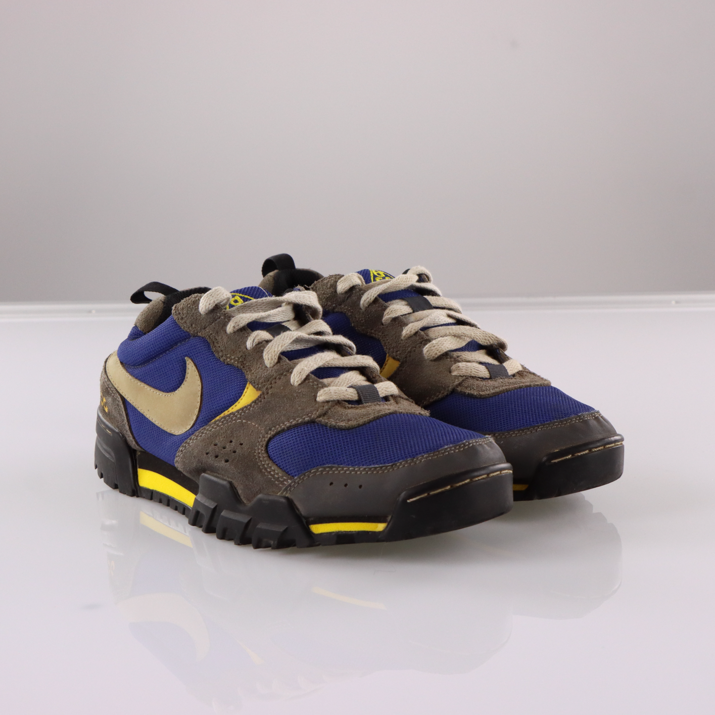 NIKE ACG Pyroclast 'Deep Royal/Maize' Low Sneakers (7.5)