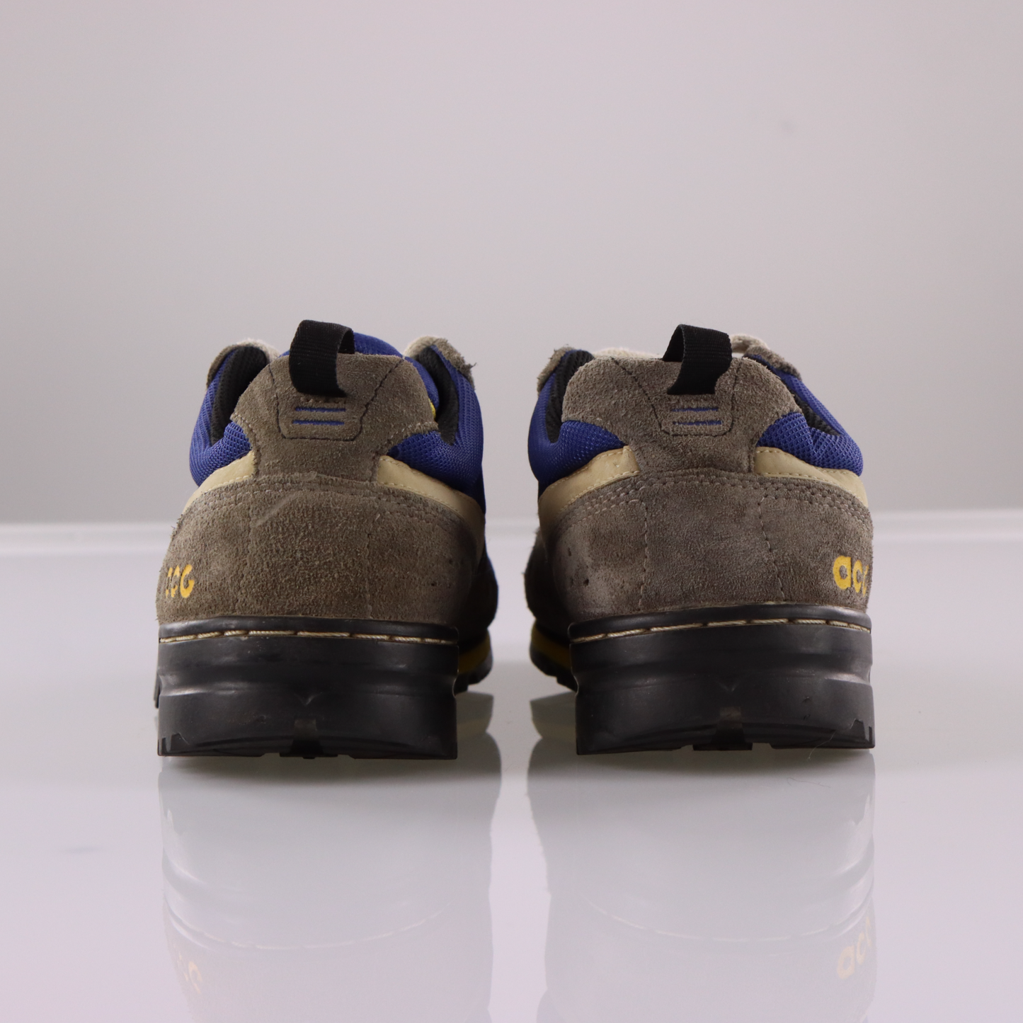NIKE ACG Pyroclast 'Deep Royal/Maize' Low Sneakers (7.5)