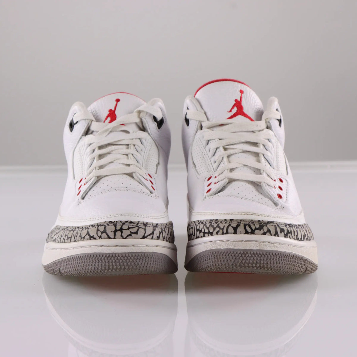 AIR JORDAN 3 Retro 'Hall of Fame' Sneakers (10) Vintage Sole Melbourne