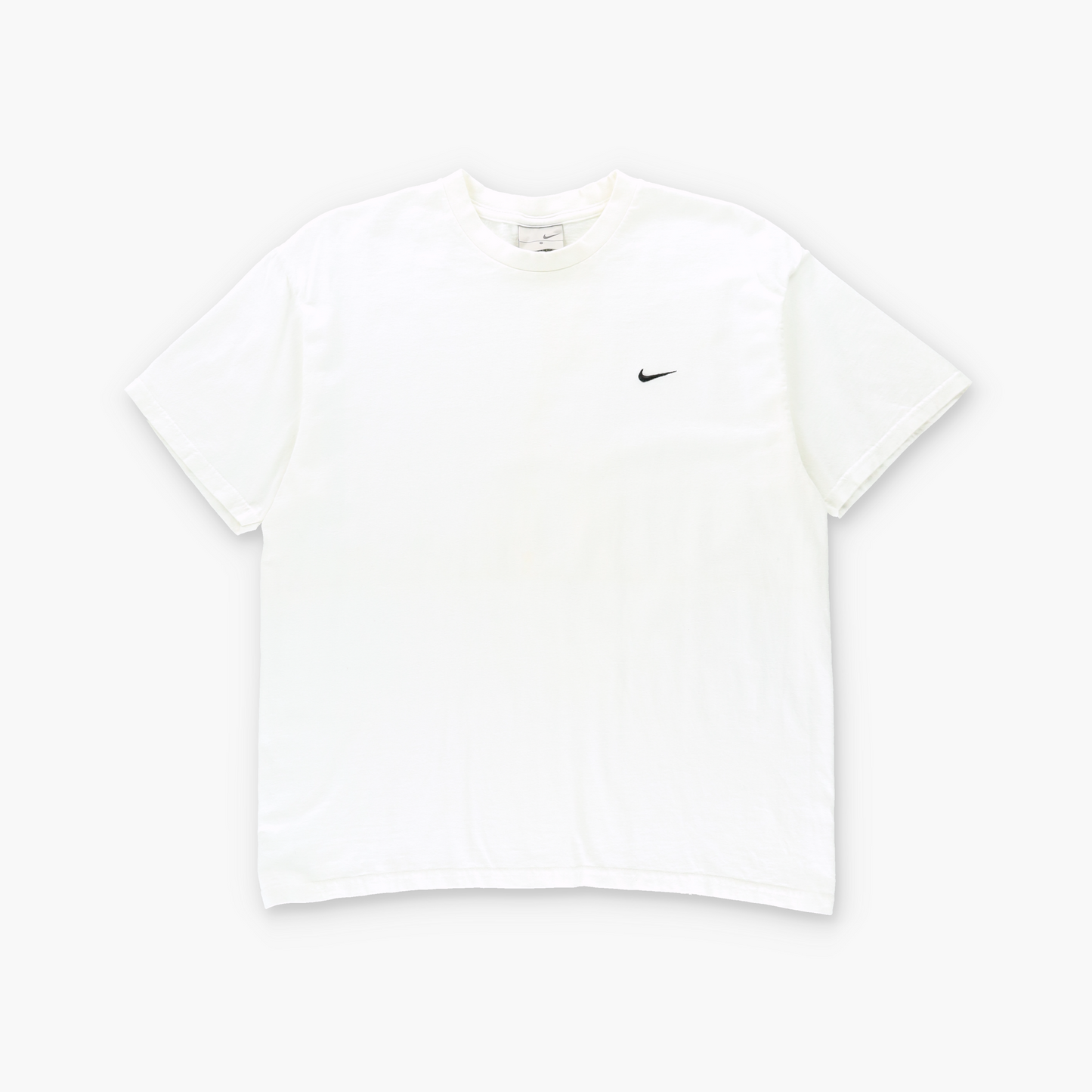 NIKE Embroidered Swoosh Logo Classic Black & White Tee (S-M)