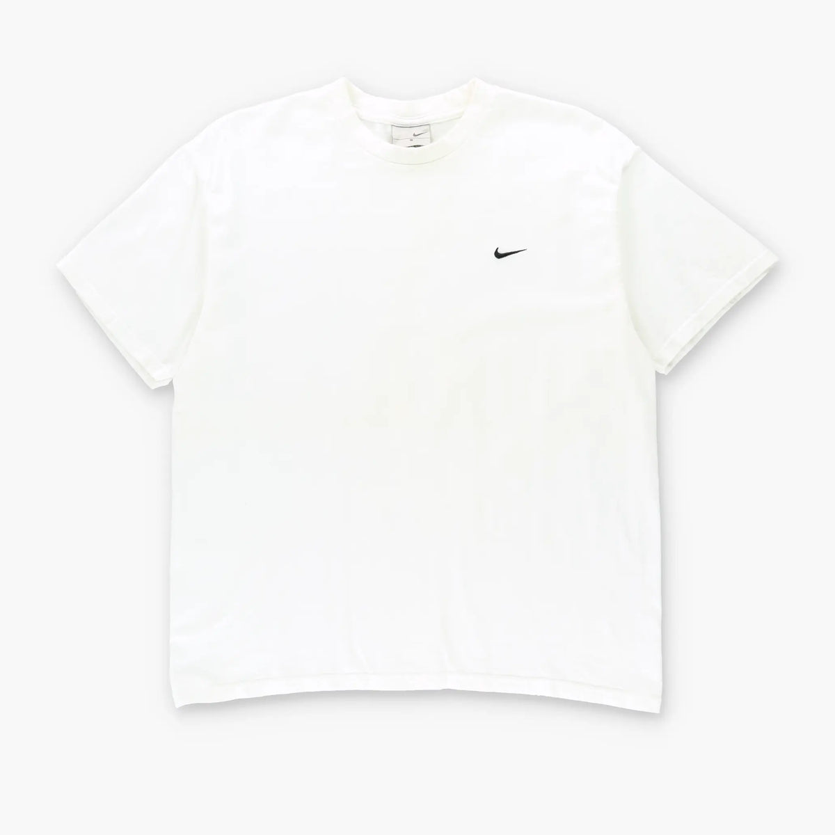 NIKE Embroidered Swoosh Logo Classic Black & White Tee (S-M) Vintage Sole Melbourne