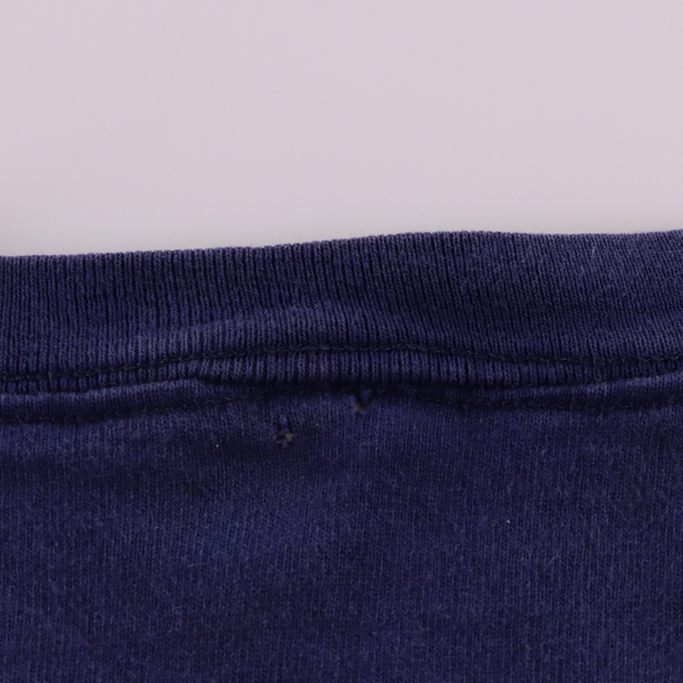 NIKE Navy & White Embroidered Centre Logo Tee (M)
