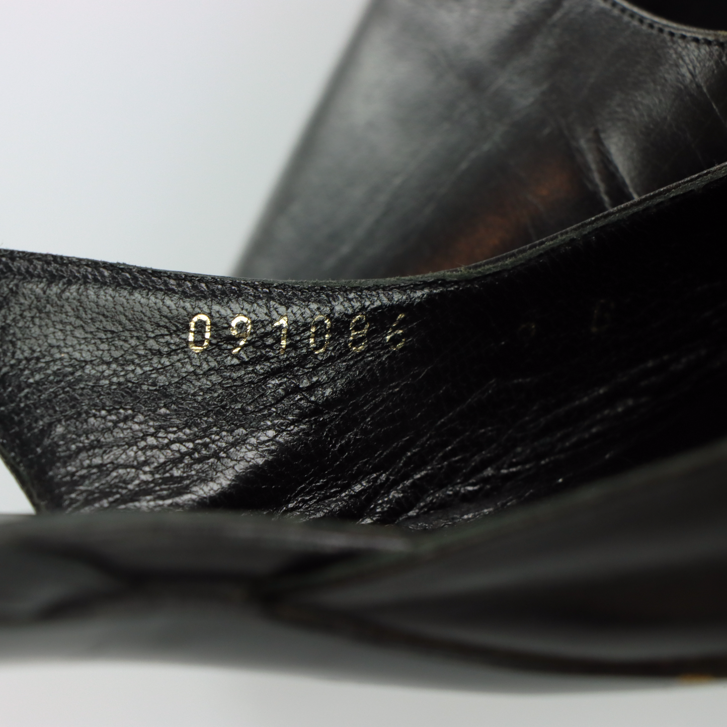 GUCCI Cruise 21 Black Leather Slingback Kitten Heels (8)