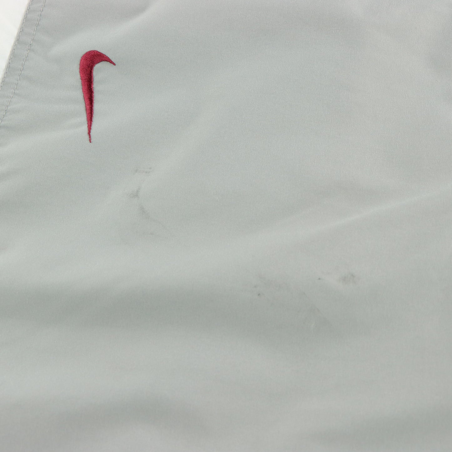 NIKE 90s Grey & White Embroidered Red Swoosh Lined Windbreaker Zip-Up Jacket (L)