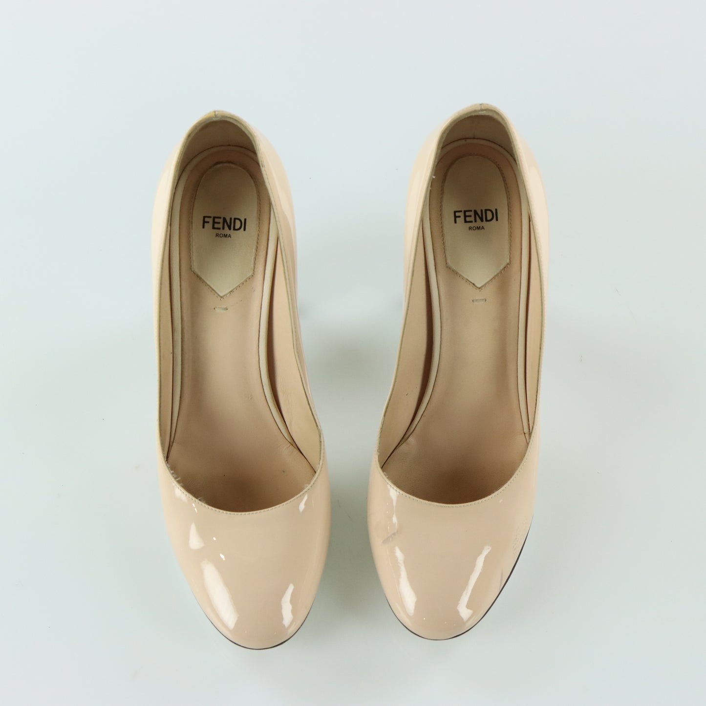 FENDI 'Eloise' Patent Pale Pink Italy Made Round Toe Pump Heels (39)