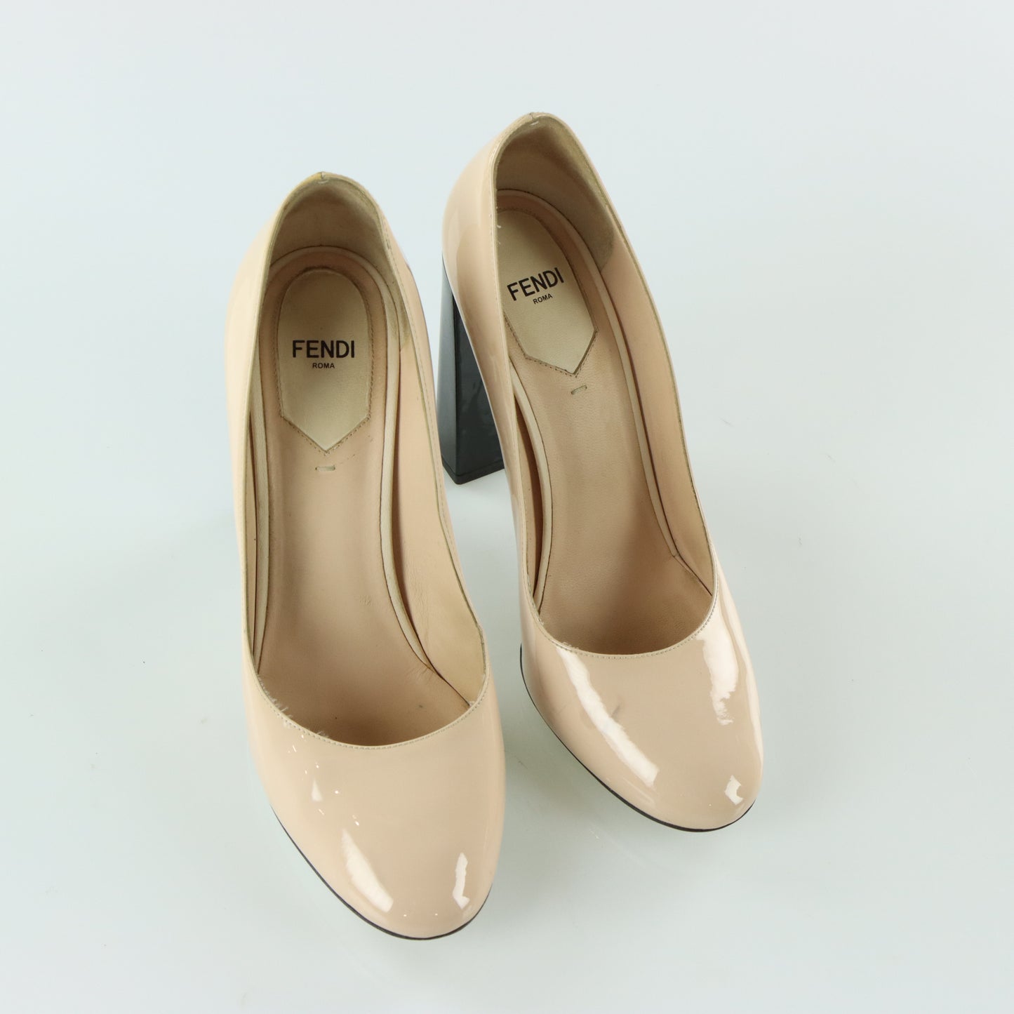 FENDI 'Eloise' Patent Pale Pink Italy Made Round Toe Pump Heels (39)