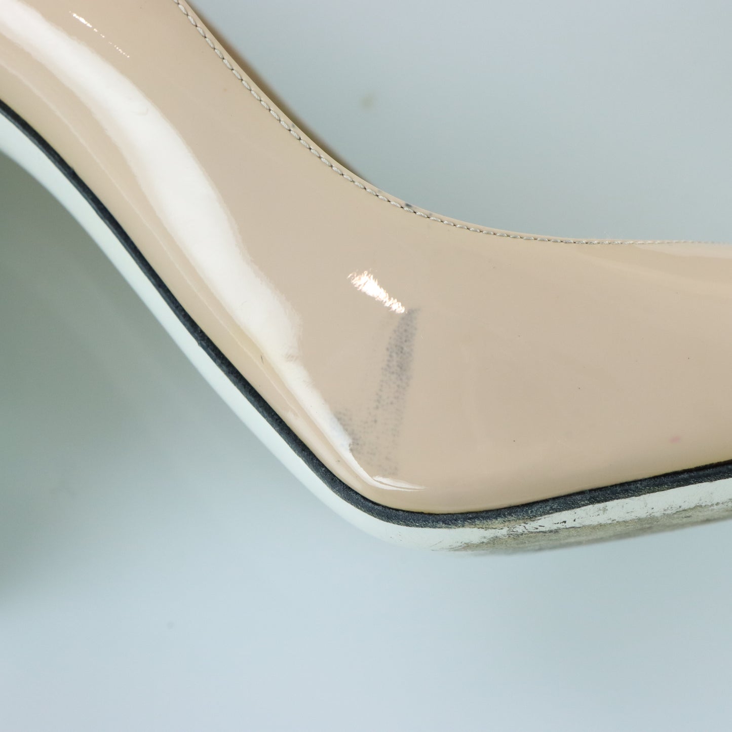 FENDI 'Eloise' Patent Pale Pink Italy Made Round Toe Pump Heels (39)