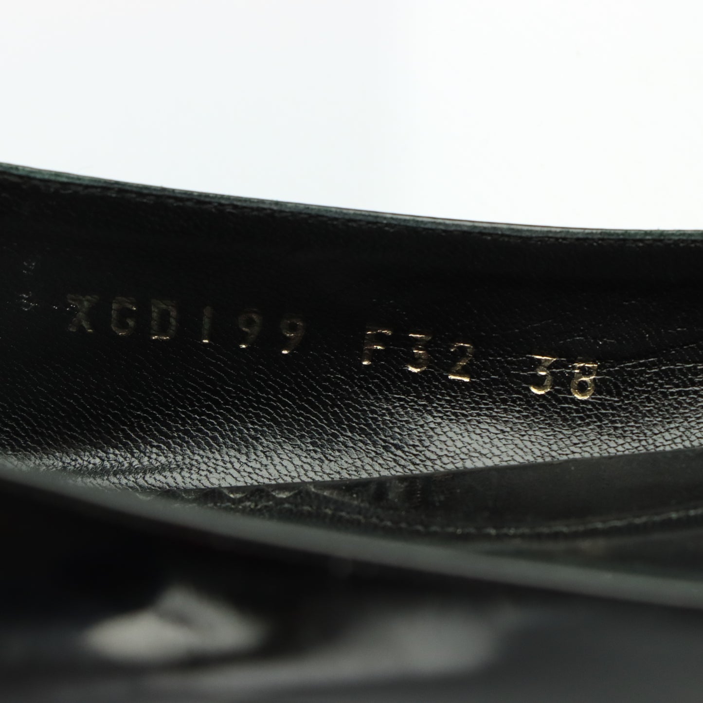 GIORGIO ARMARNI Patent Embellished Italy Made Black Flats (38)