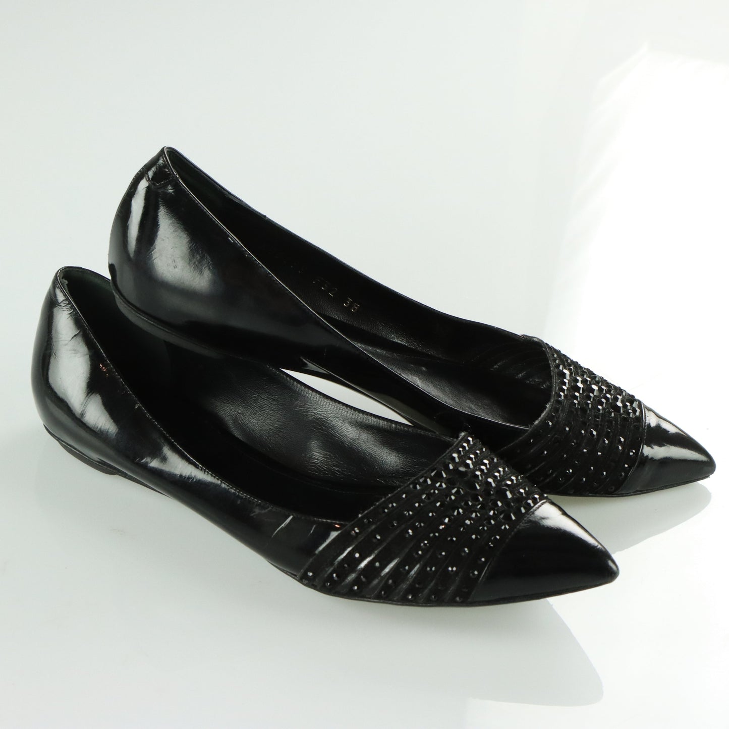 GIORGIO ARMARNI Patent Embellished Italy Made Black Flats (38)