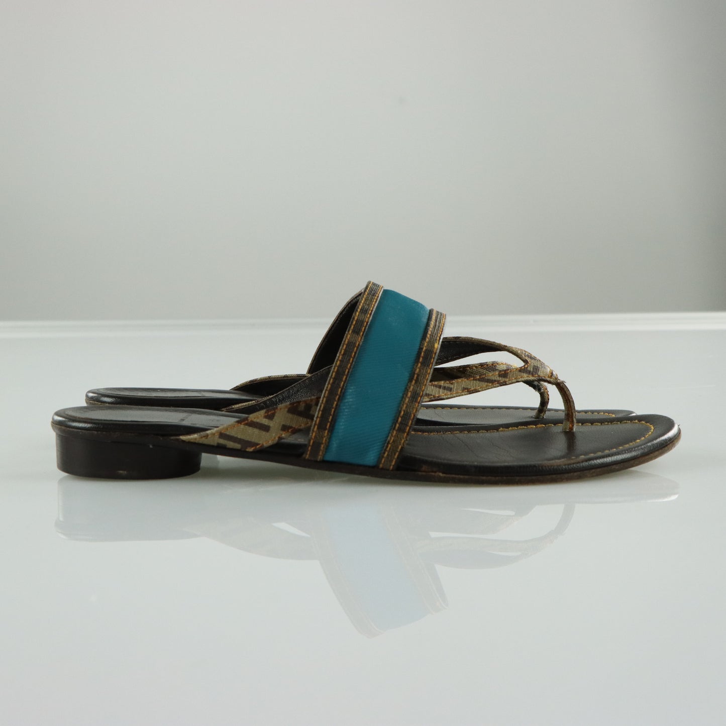 FENDI Italian Made Turquoise & Brown Flat Leather Sandals (39.5)