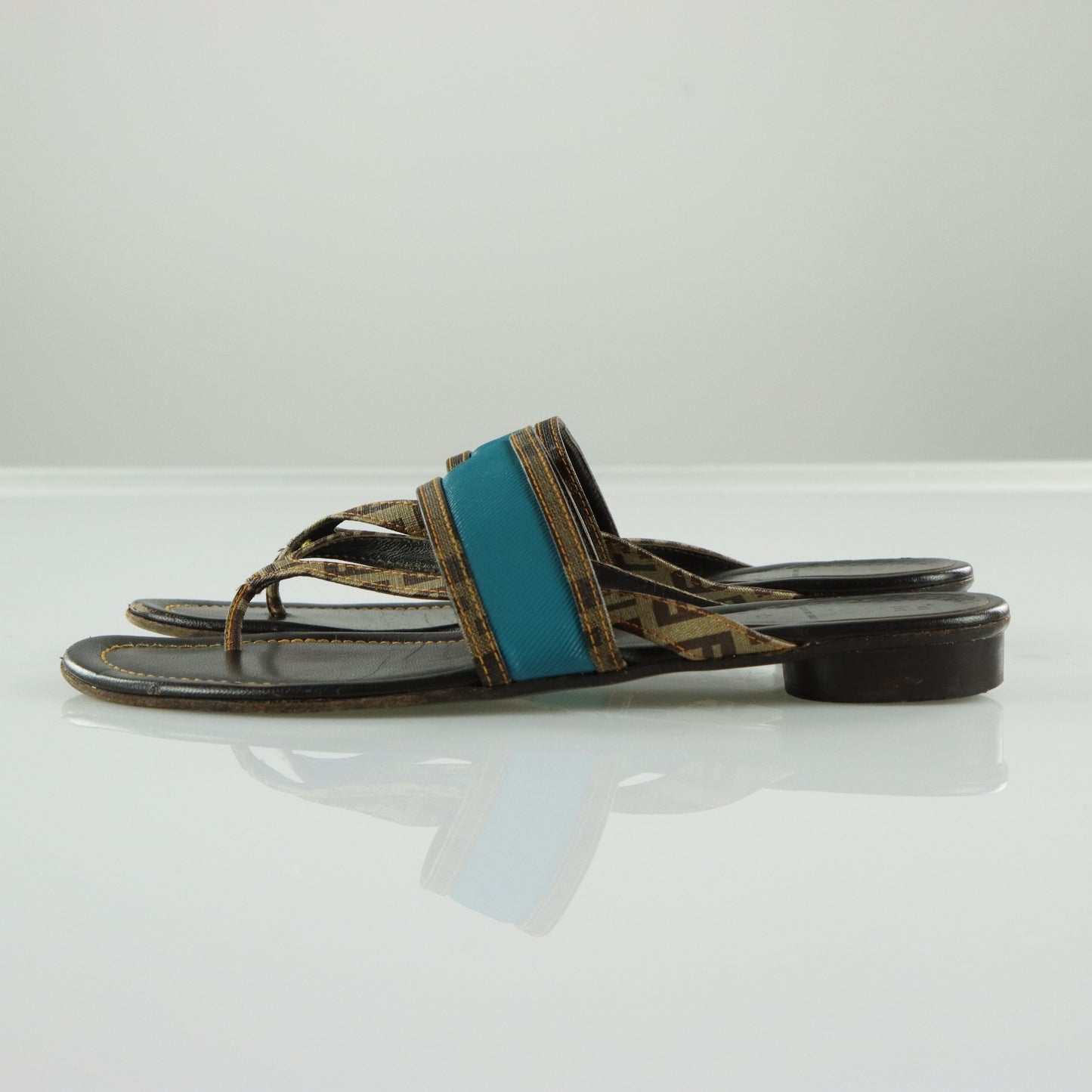 FENDI Italian Made Turquoise & Brown Flat Leather Sandals (39.5)