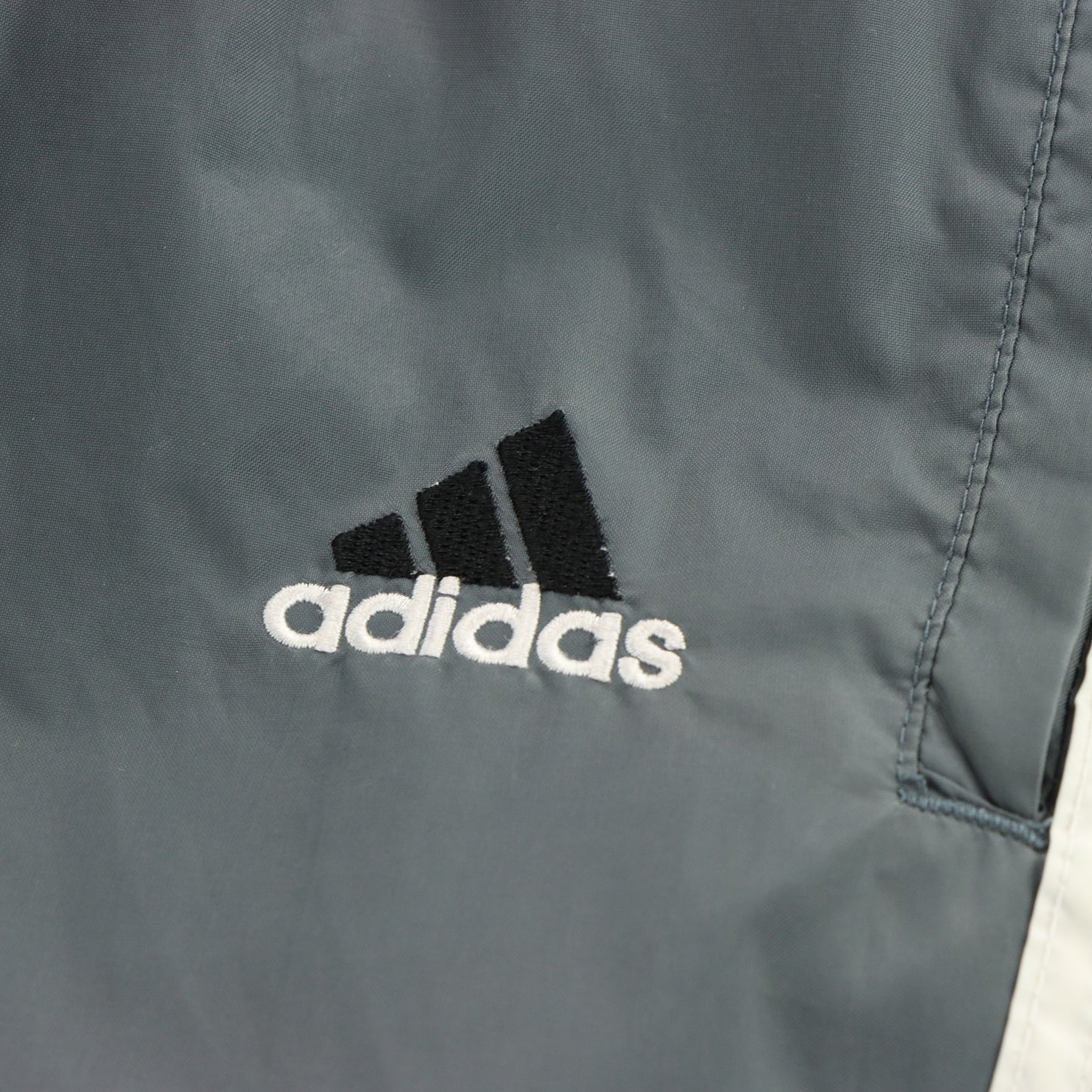 ADIDAS Embroidered Logo Grey & White Tear Away Trackpants (XL)