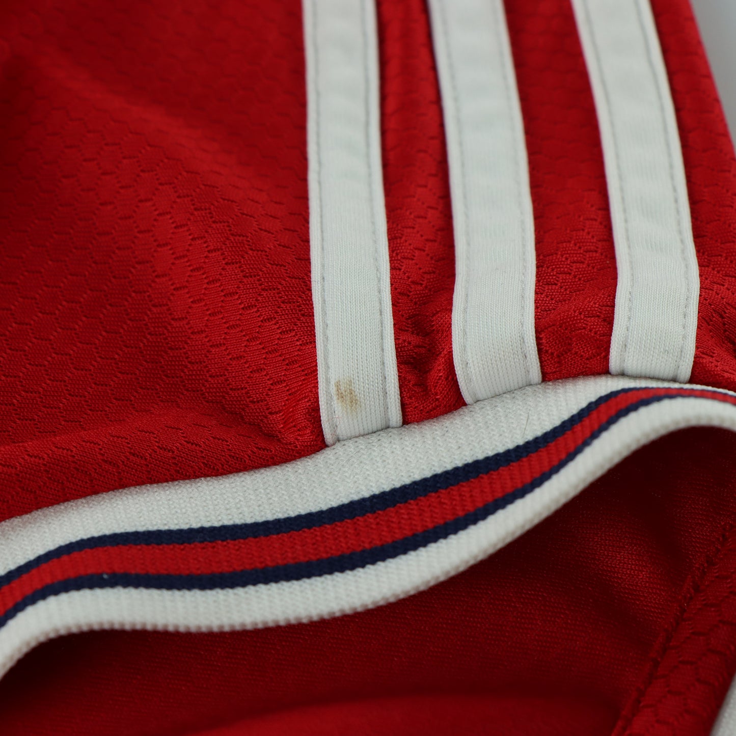 ADIDAS Arsenal 2019/2020 Red & White Home Soccer Jersey (L-XL)
