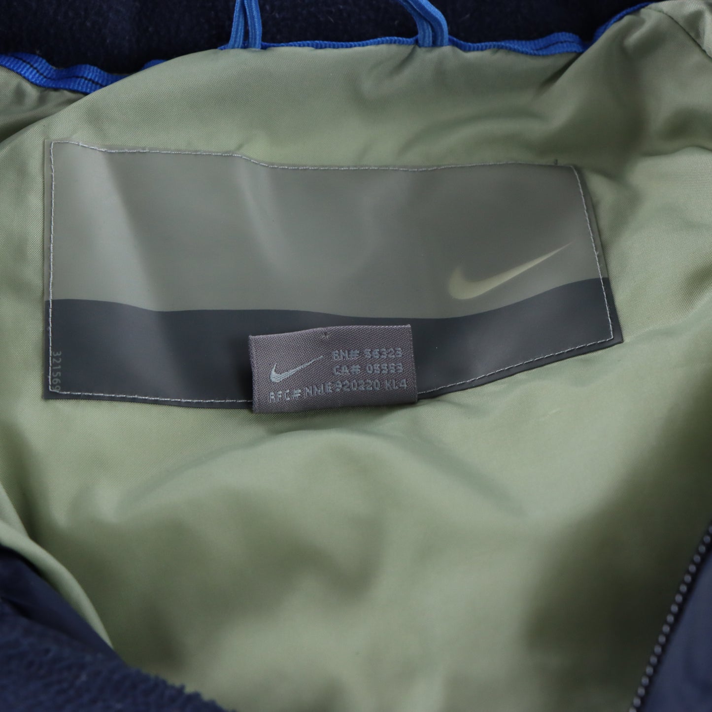 NIKE Navy & Green Embroidered Centre Swoosh Back Down Puffer Jacket (XL)