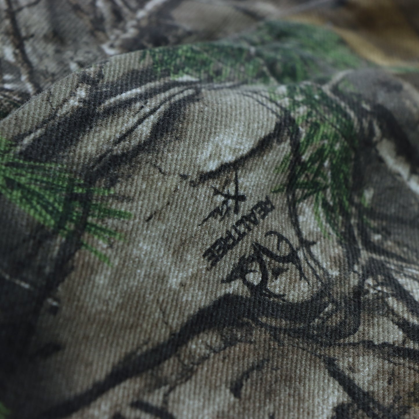 REAL TREE Y2K Camouflage Cargo Hunting Jeans (32x30)