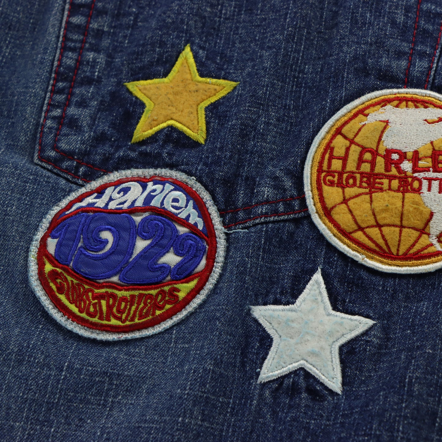 FUBU Harlem Globetrotters Embroidered Patch Basketball Jeans (32)