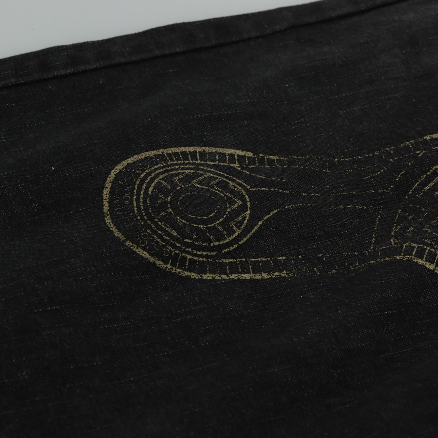 RAW BLUE Y2K Embroidered 3D Shoe Lace Footprint Black Jeans (38x31)