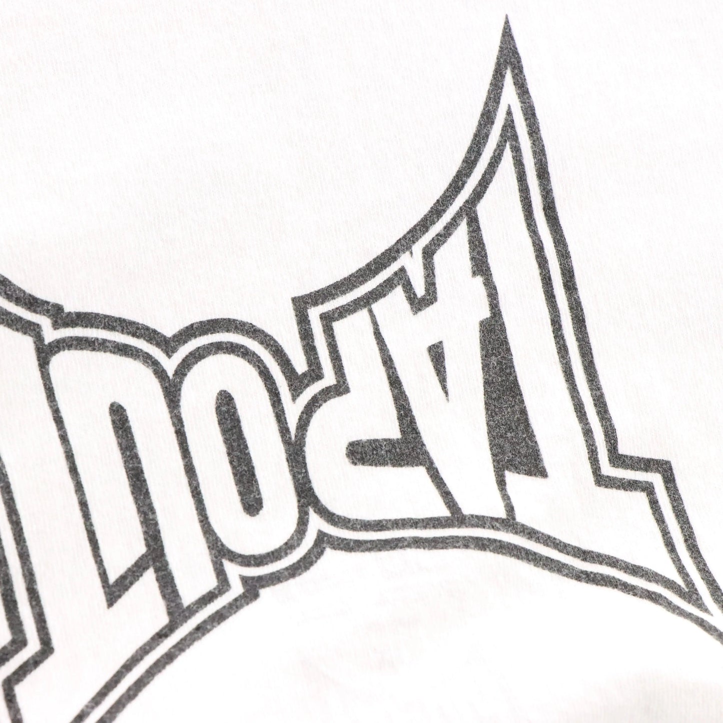 Vintage TAPOUT Y2K Red Logo 'Pain' Fist Grunge White T-Shirt (L-XL) Vintage Sole Melbourne