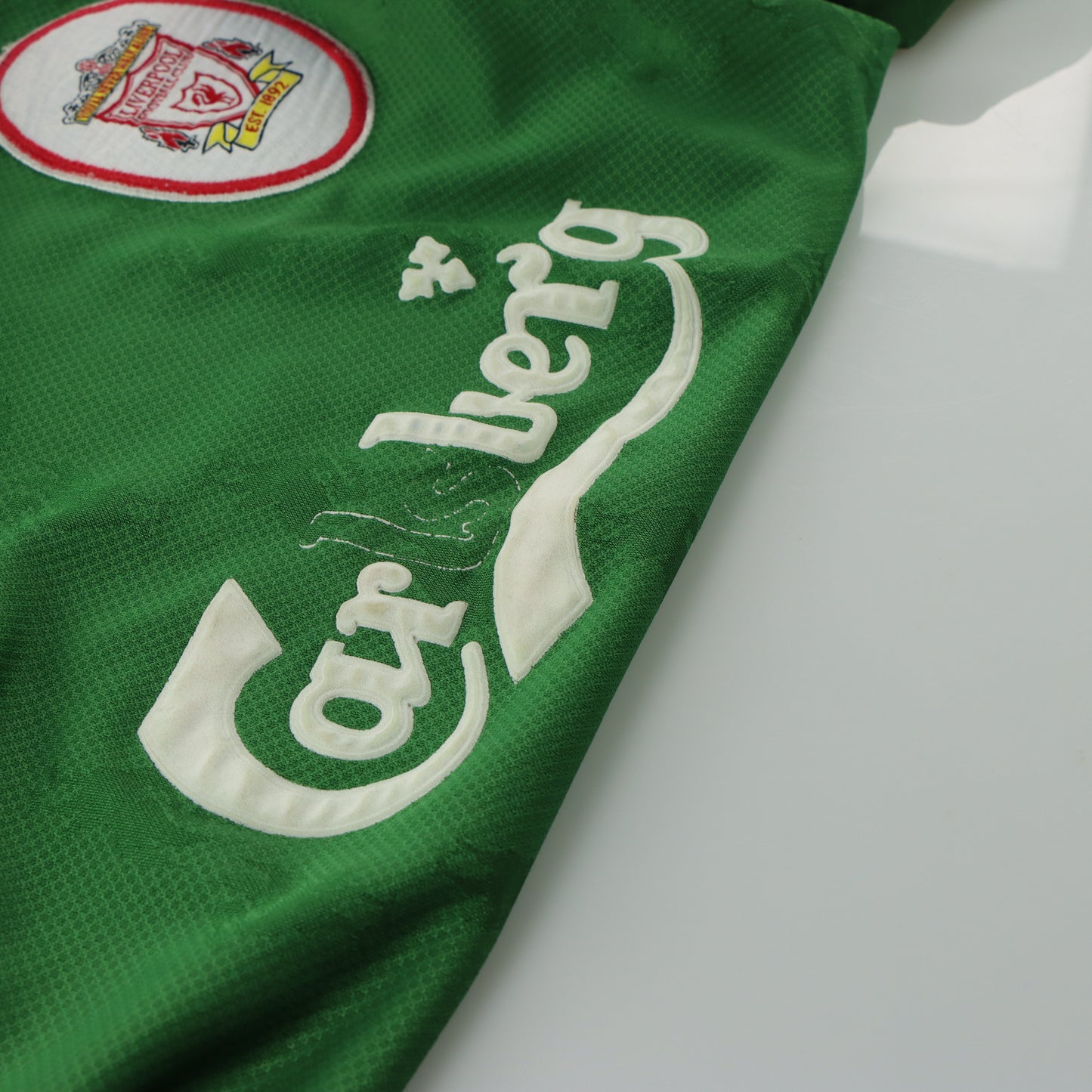 REEBOK Liverpool 1996/1997 UK Made Felt Patch Green Long Sleeve Soccer Jersey (M)
