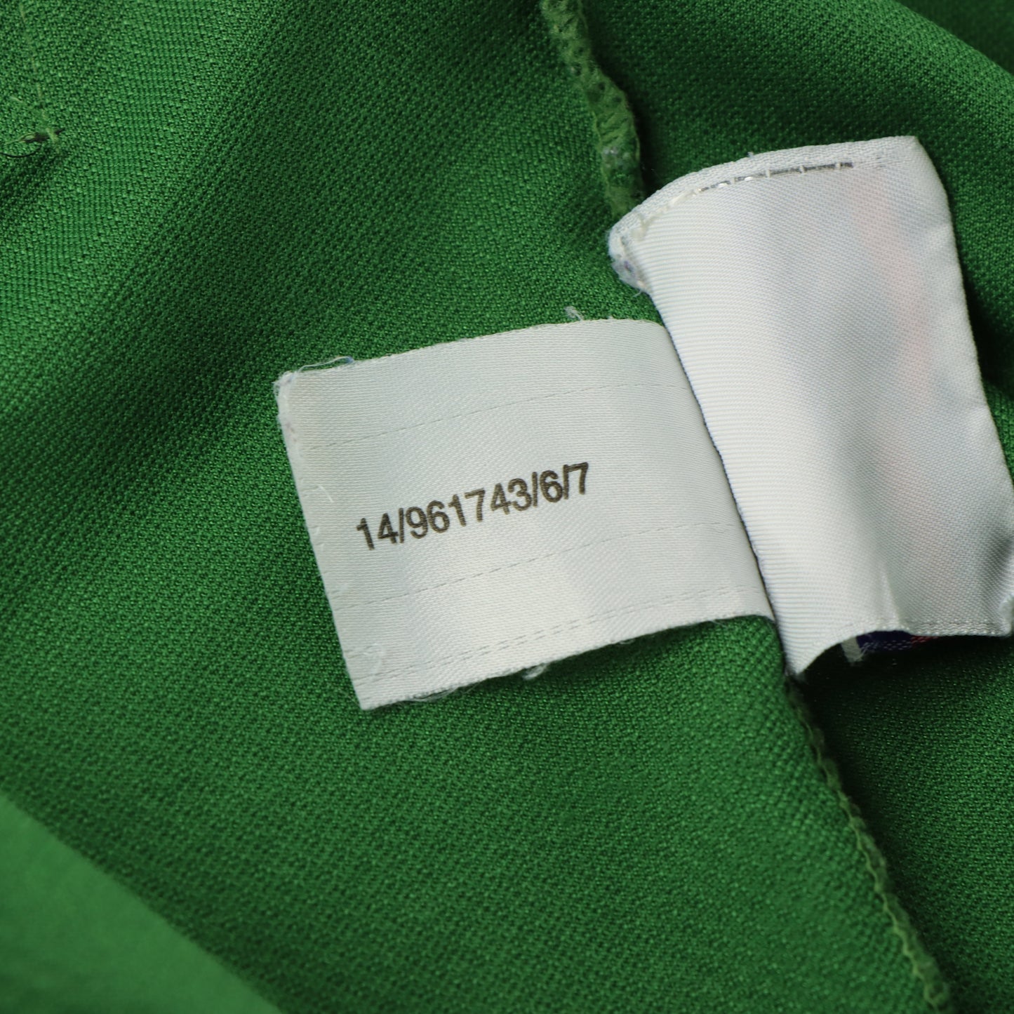 REEBOK Liverpool 1996/1997 UK Made Felt Patch Green Long Sleeve Soccer Jersey (M)