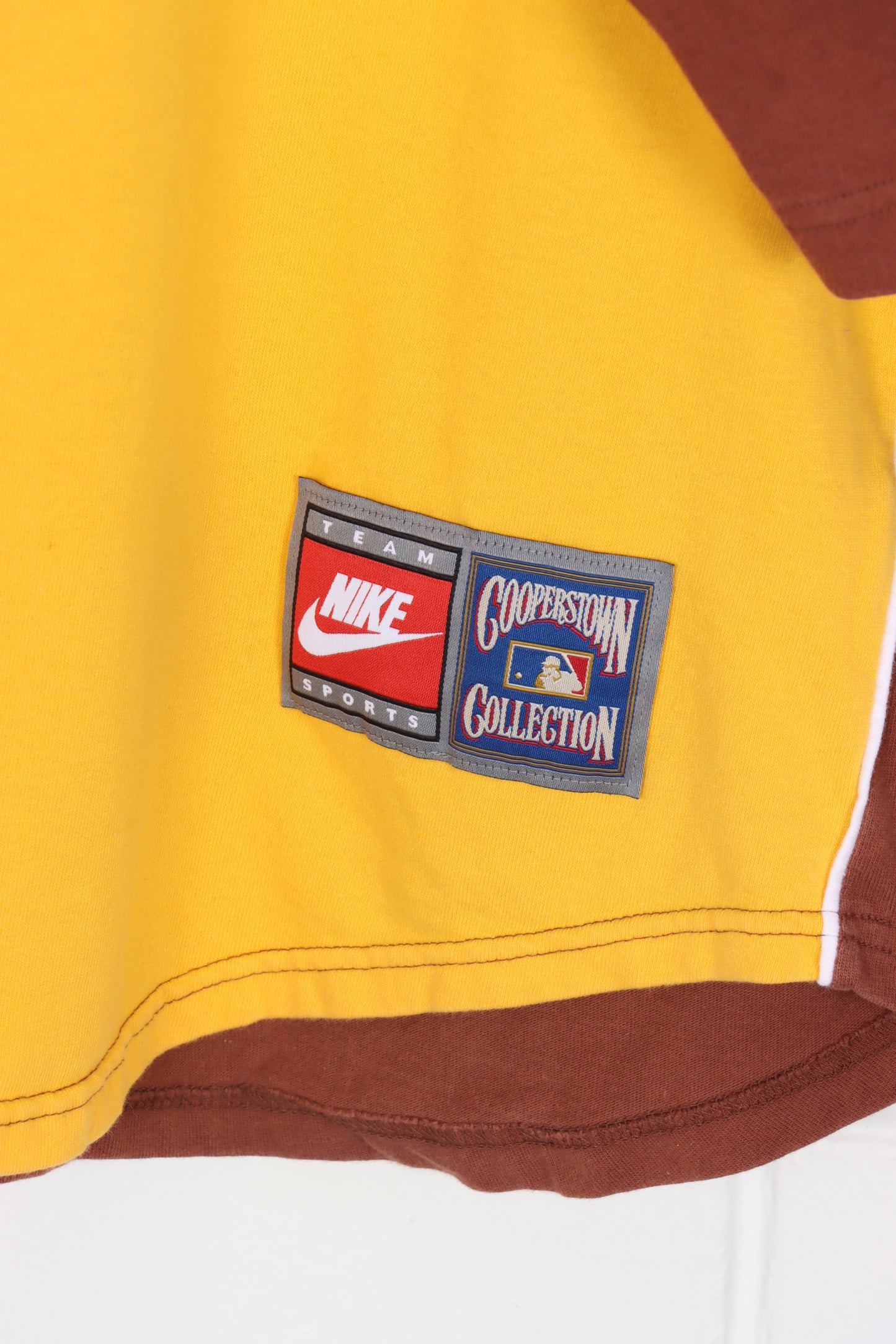 NIKE Centre Swoosh San Diego Padres MLB Baseball Raglan Tee (XL)
